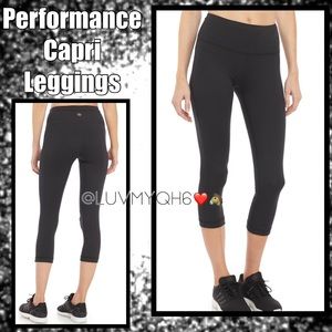 Performance Capri Leggings